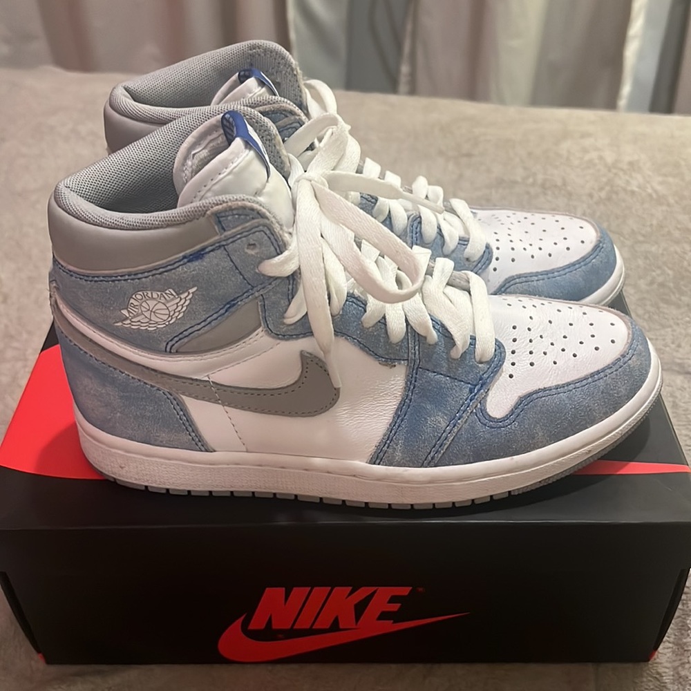 Jordan 1 retro high hyper royal smoke grey nike size 6